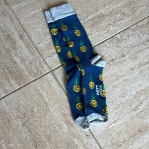 Happy Socks Blue and Gray Casual Pineapple Socks